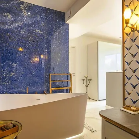 Gaia, 6 Pers, Piscine Chauffee, 3 Min *